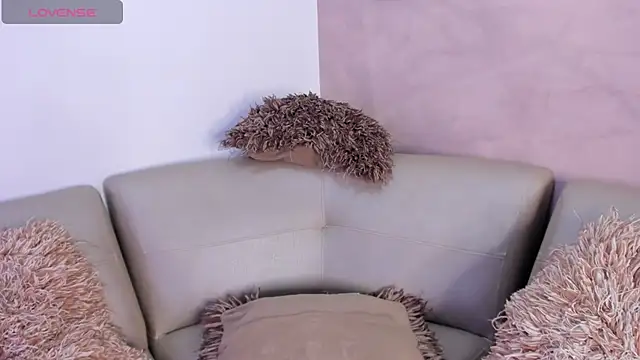 DahianaLincoln online show from 24, 9, 2025