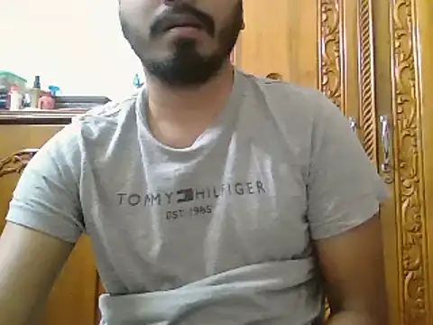 desiboyasif online show from 10, 3, 2025