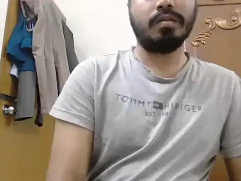 desiboyasif online show from 5, 11, 2025