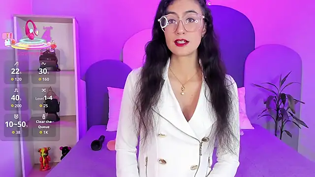 SophieGomez22 online show from 21, 9, 2025