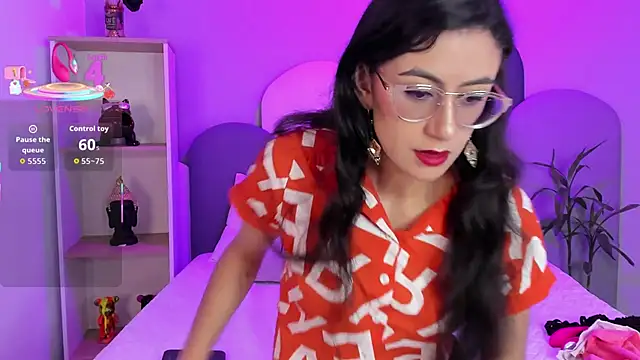 SophieGomez22 online show from 5, 10, 2025