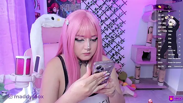 Snapshot of MaddyFooxx chatting on 13, 6, 2026 MaddyFooxx online show from 13, 6, 2026