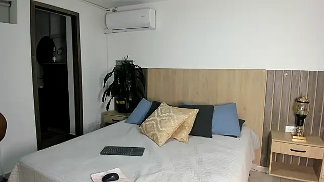 rebeca cortez  online show from 20, 2, 2026