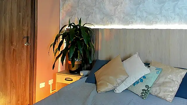 rebeca cortez  online show from 18, 3, 2026