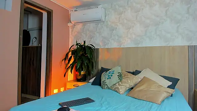 rebeca cortez  online show from 25, 3, 2026