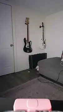 cnc cutiexx online show from 17, 4, 2026