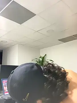 DanielGomez9 online show from 16, 12, 2025