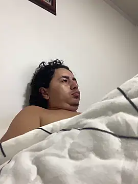 DanielGomez9 online show from 15, 10, 2025