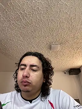 Snapshot of DanielGomez9 chatting on 13, 3, 2026 DanielGomez9 online show from 13, 3, 2026