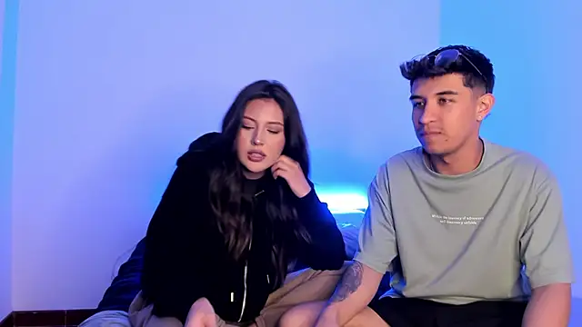 BradLovEmma  online show from 8, 2, 2025