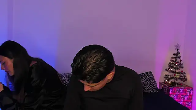 BradLovEmma  online show from 8, 1, 2025