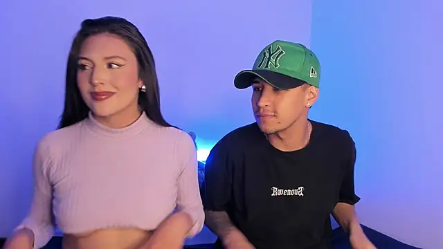 BradLovEmma  online show from 27, 2, 2025