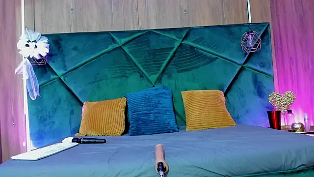 RosaCatalleya online show from 14, 9, 2025