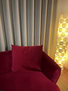 Eva Gonzalez online show from 18, 12, 2025