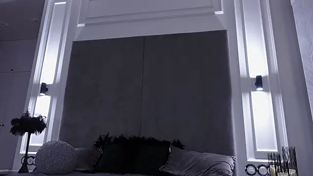 mila blvck online show from 26, 10, 2025