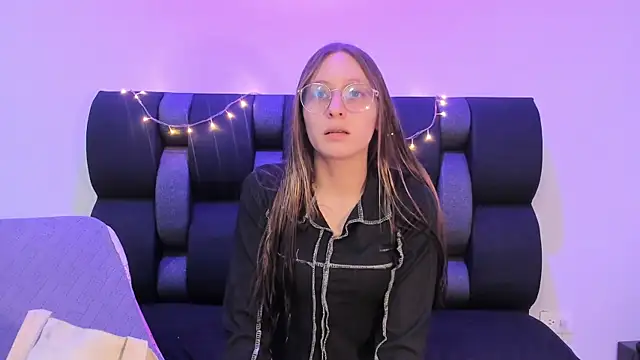 Snapshot of Siouxsie_cenobite chatting on 16, 3, 2025 Siouxsie cenobite online show from 16, 3, 2025