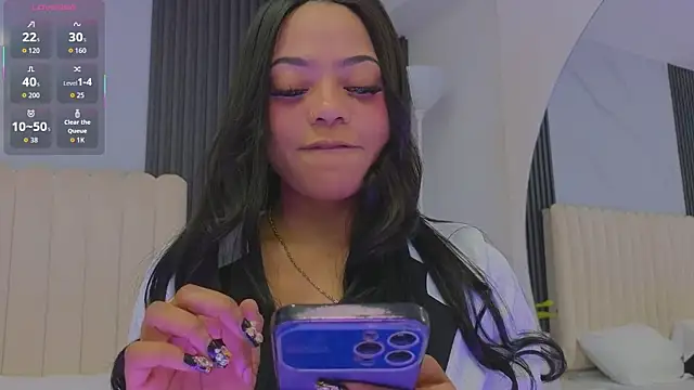 Madiee Rhea online show from 16, 4, 2026