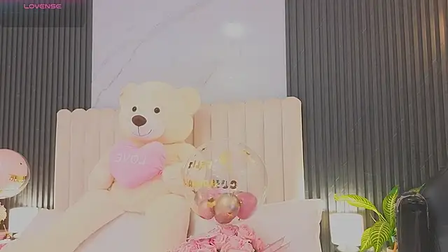 Madiee Rhea online show from 29, 5, 2026