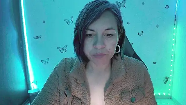 Lady breaks hearts online show from 1, 3, 2026