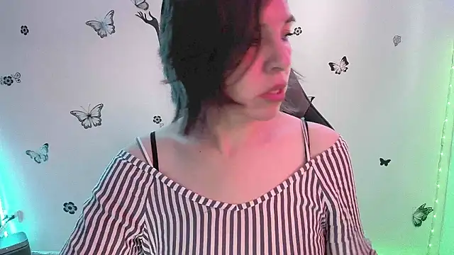 Lady breaks hearts online show from 11, 3, 2026