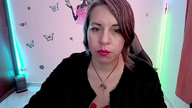 Snapshot of Lady_breaks_hearts chatting on 15, 7, 2026 Lady breaks hearts online show from 15, 7, 2026