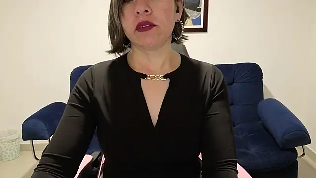 Lady breaks hearts online show from 14, 12, 2025