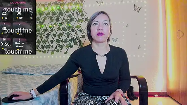 Snapshot of Lady_breaks_hearts chatting on 9, 9, 2025 Lady breaks hearts online show from 9, 9, 2025