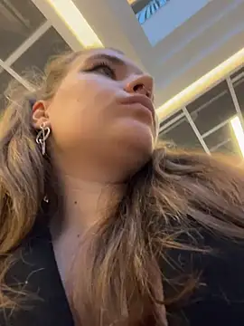 Holy Tereza online show from 3, 4, 2026