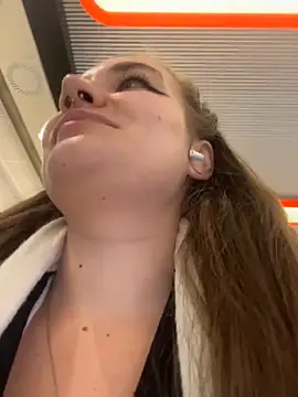 Holy Tereza online show from 6, 3, 2026