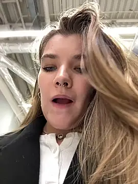 Holy Tereza online show from 11, 3, 2025