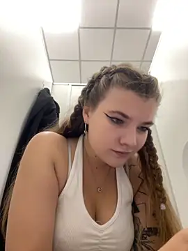 Holy Tereza online show from 10, 10, 2025