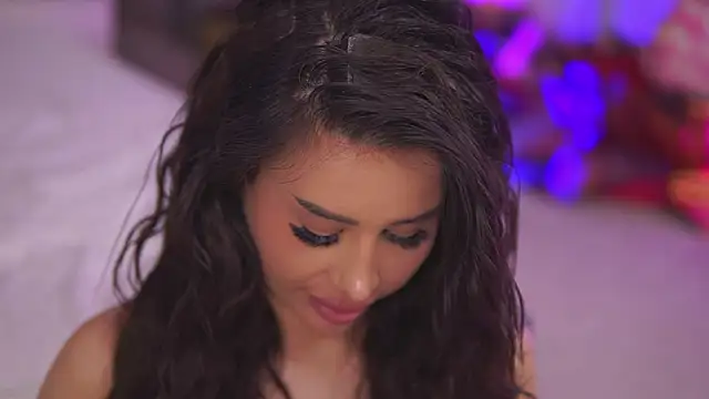 EvaZane online show from 28, 2, 2025