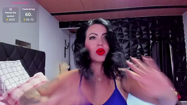 charlottemeyerr online show from 16, 12, 2025