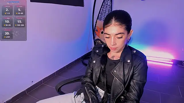 Nina-monroe online show from 5, 2, 2026