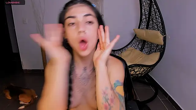 Nina-monroe online show from 7, 3, 2025