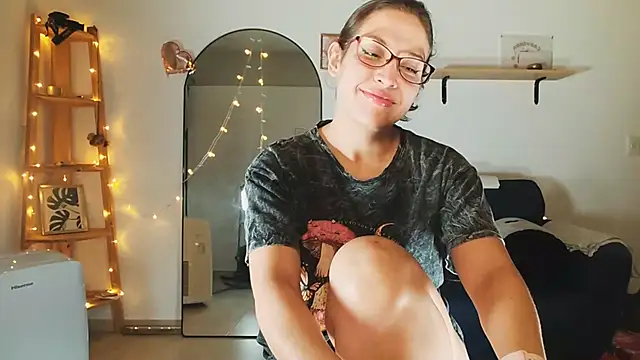 Snapshot of Melisa_cream chatting on 14, 3, 2025 Melisa cream online show from 14, 3, 2025