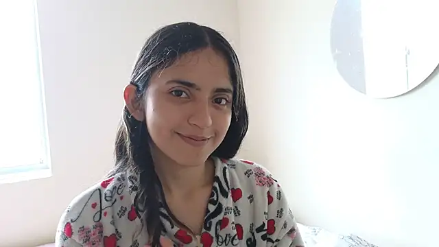 Snapshot of ViolettaSummer chatting on 22, 2, 2025 ViolettaSummer online show from 22, 2, 2025