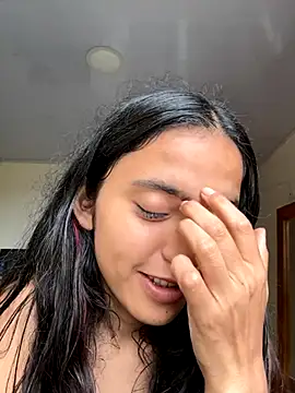 Snapshot of ViolettaSummer chatting on 15, 11, 2025 ViolettaSummer online show from 15, 11, 2025