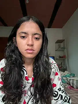 Snapshot of ViolettaSummer chatting on 25, 2, 2026 ViolettaSummer online show from 25, 2, 2026