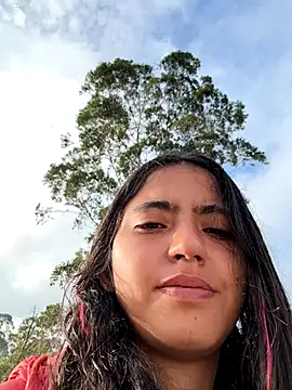 Snapshot of ViolettaSummer chatting on 23, 11, 2025 ViolettaSummer online show from 23, 11, 2025