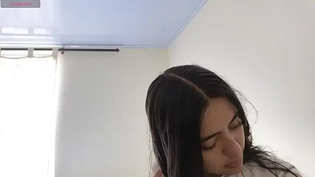 Snapshot of ViolettaSummer chatting on 4, 10, 2025 ViolettaSummer online show from 4, 10, 2025