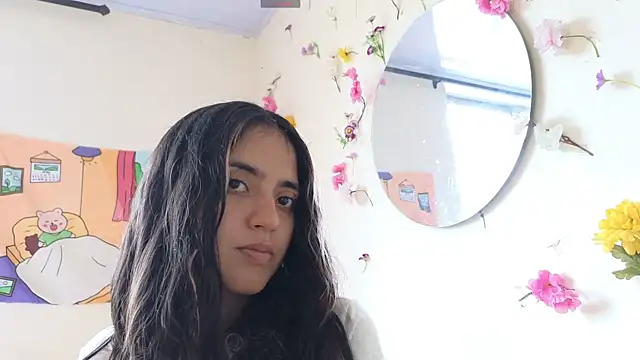 Snapshot of ViolettaSummer chatting on 11, 1, 2025 ViolettaSummer online show from 11, 1, 2025