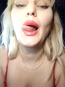 Freya Milf online show from 21, 2, 2025