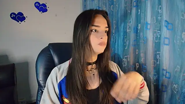 Snapshot of Dollbehavior_ chatting on 13, 11, 2025 Dollbehavior online show from 13, 11, 2025