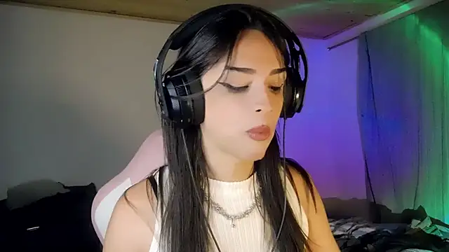 Snapshot of Dollbehavior_ chatting on 15, 1, 2026 Dollbehavior online show from 15, 1, 2026