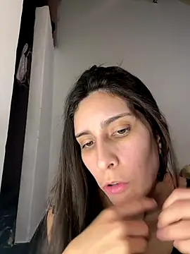 lupitta 1 online show from 2, 10, 2025