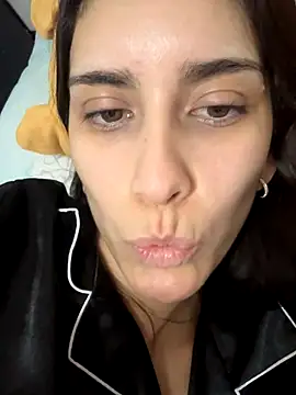 lupitta 1 online show from 12, 11, 2025