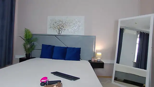 NicoleRosss online show from 14, 12, 2025