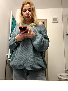 AllysonK online show from 6, 1, 2026