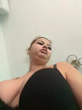 AllysonK online show from 20, 11, 2025